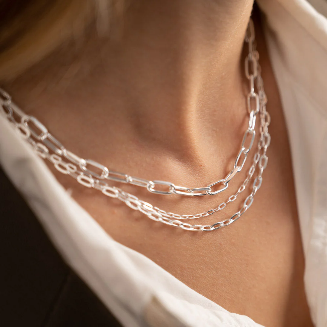 ALMA MEDIUM LINK SILVER CHAIN - Image 7